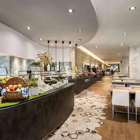 Vienna House By Wyndham Andel's Hotel 4*